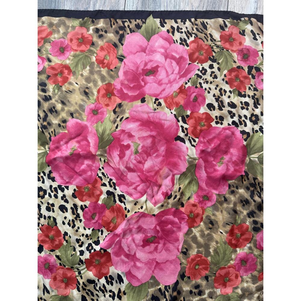 Vintage Oscar by Oscar de la Renta 100% Silk Scarf Leopard Floral Pink Roses - Picture 6 of 9